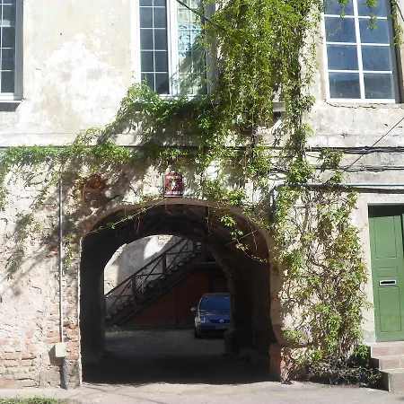 Old Town Luxury